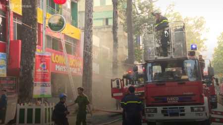 19 people rescued from hotel fire in Ho Chi Minh City